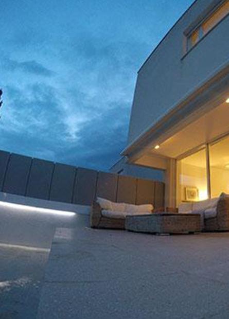 private residence photovoltaic backyard onyx solar