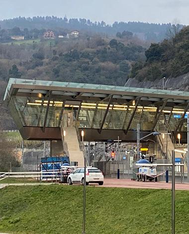 Kukullaga station photovoltaic skylight onyx solar